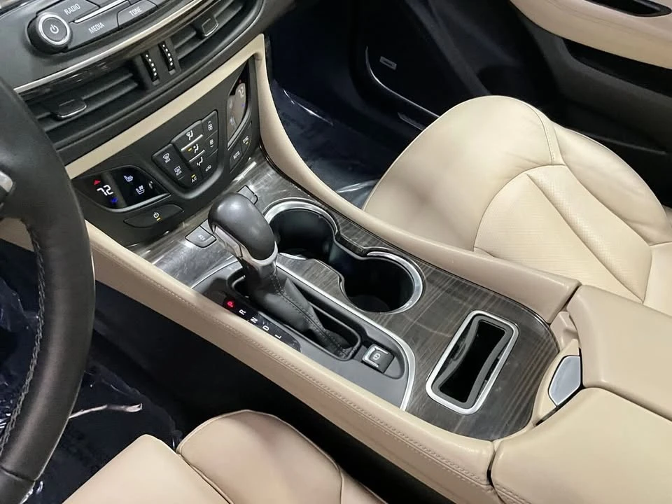 2019 Buick Envision - Image 16 of 20