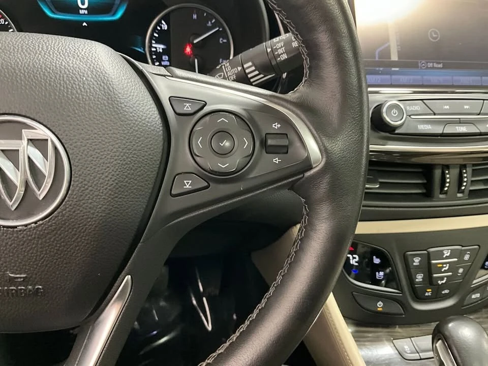 2019 Buick Envision - Image 18 of 20