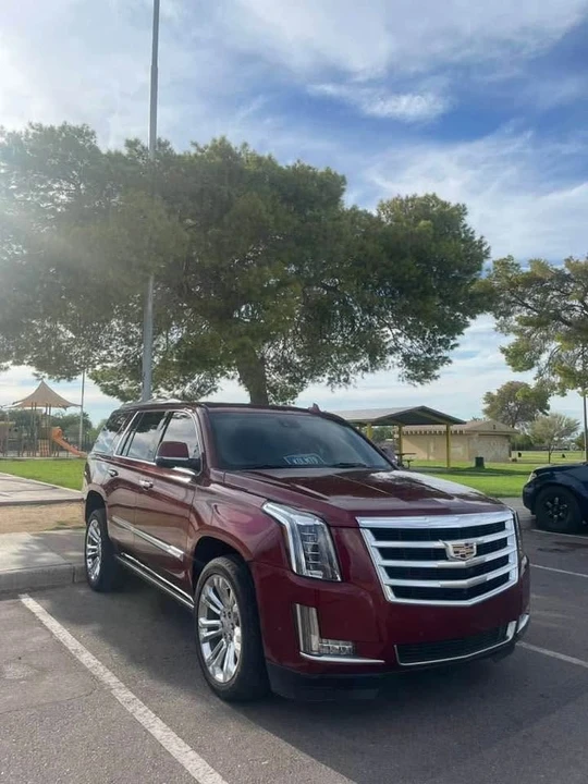 2019 Cadillac Escalade 4th Gen - Image 3 of 8