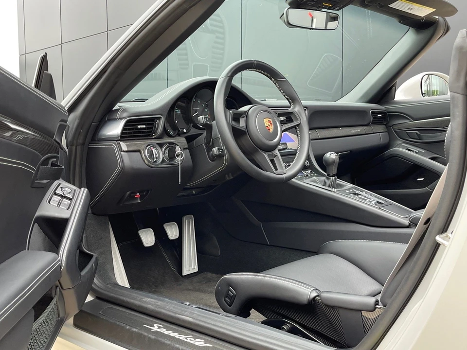 2019 Porsche 991 Speedster - Image 13 of 16