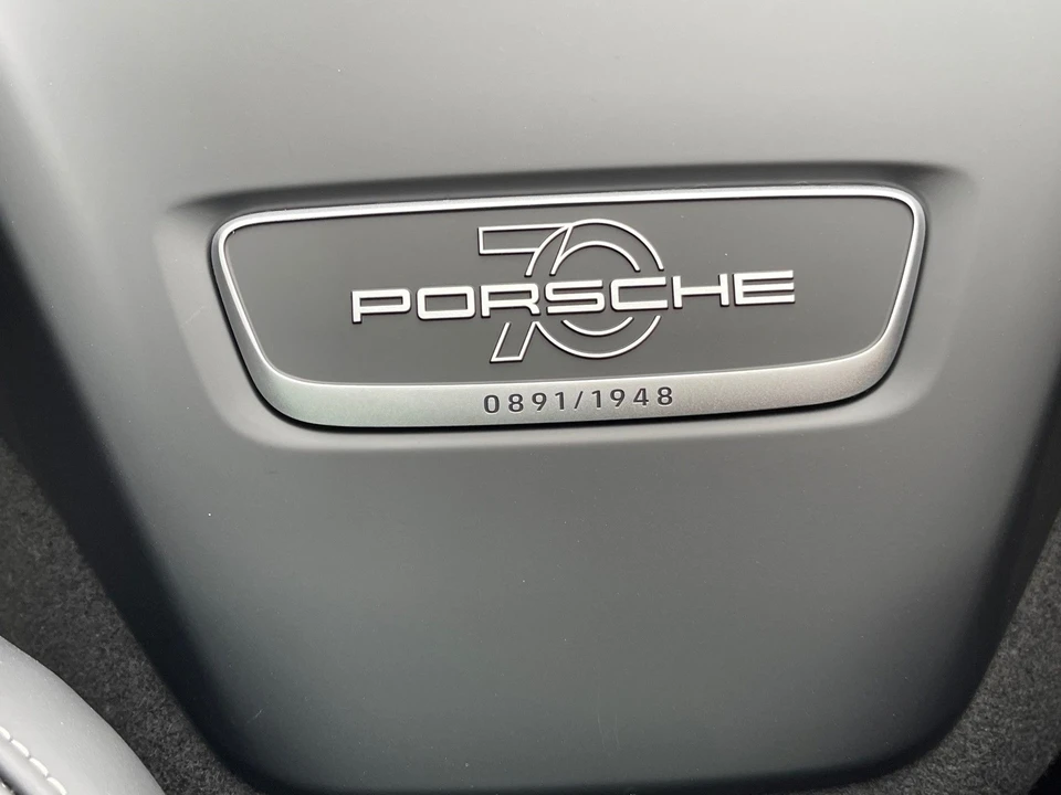 2019 Porsche 991 Speedster - Image 15 of 16