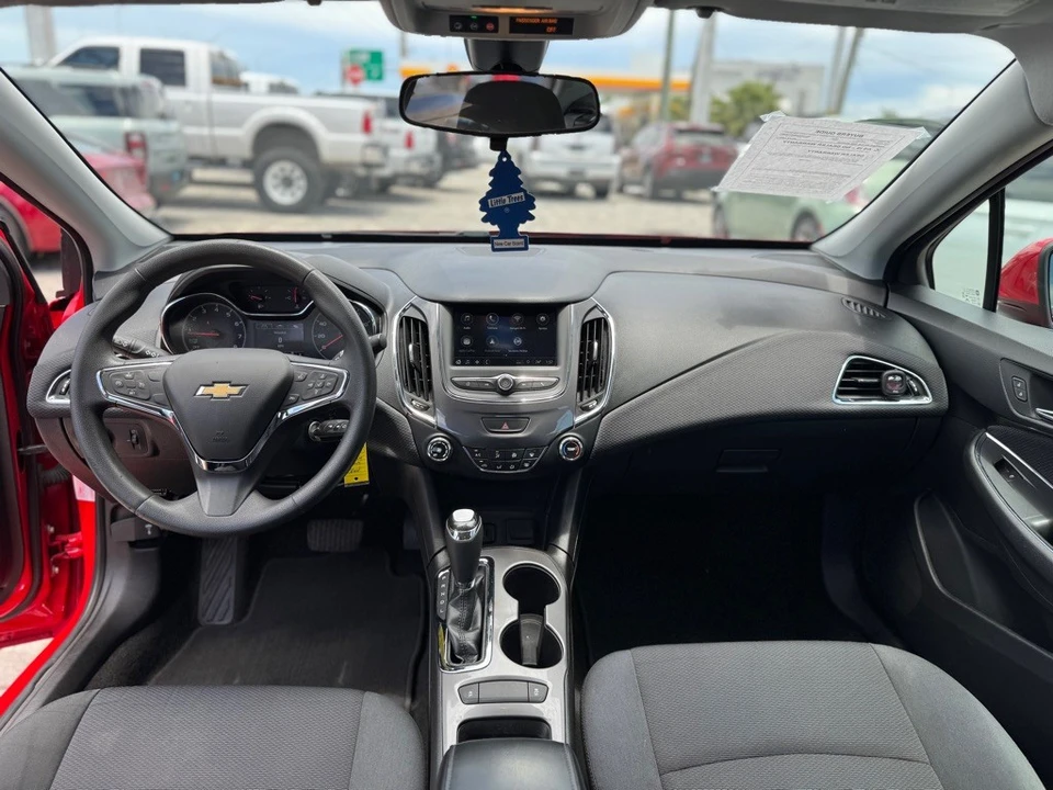 2019 Chevrolet Cruze - Image 13 of 21