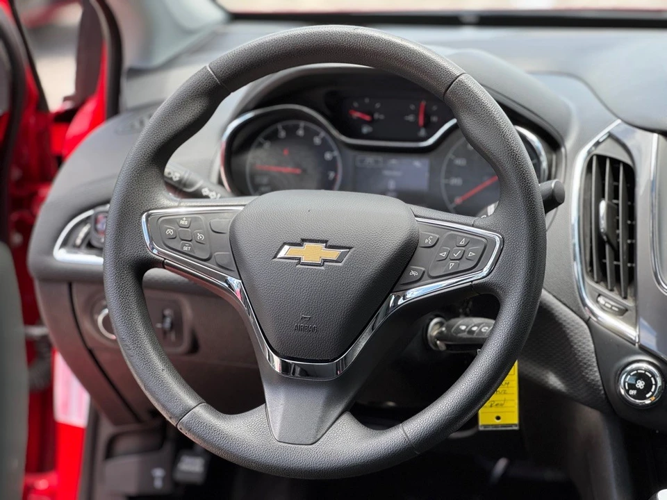 2019 Chevrolet Cruze - Image 14 of 21