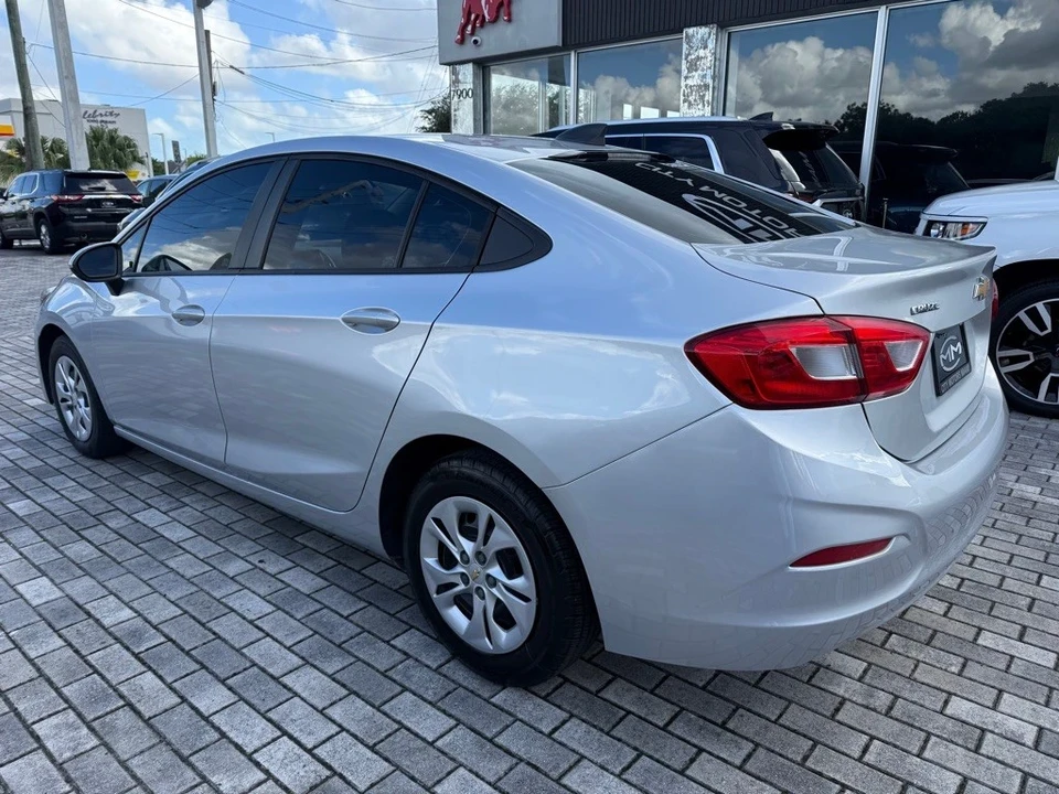 2019 Chevrolet Cruze - Image 5 of 21