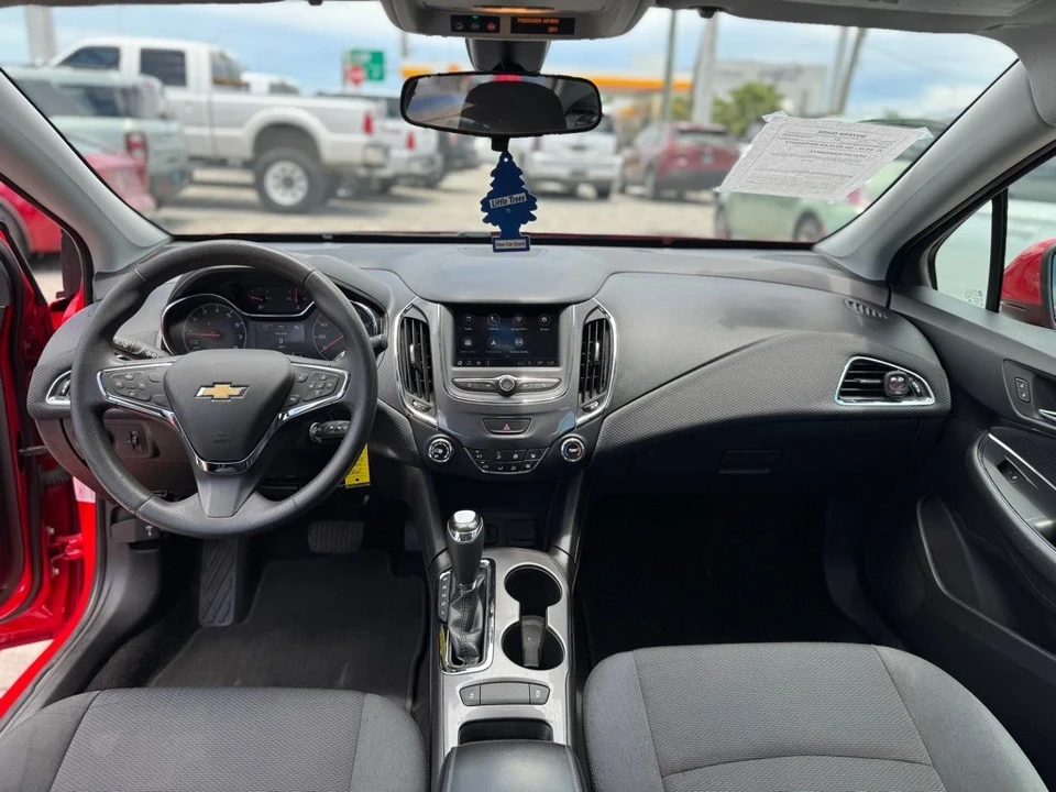 2019 Chevrolet Cruze - Image 13 of 21
