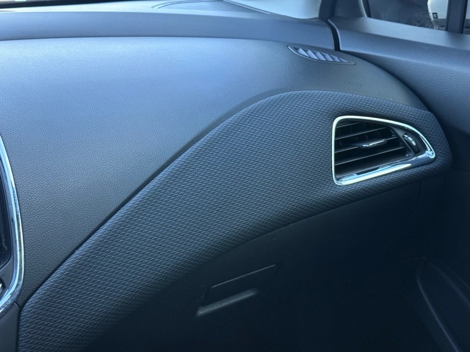 2019 Chevrolet Cruze - Image 20 of 21