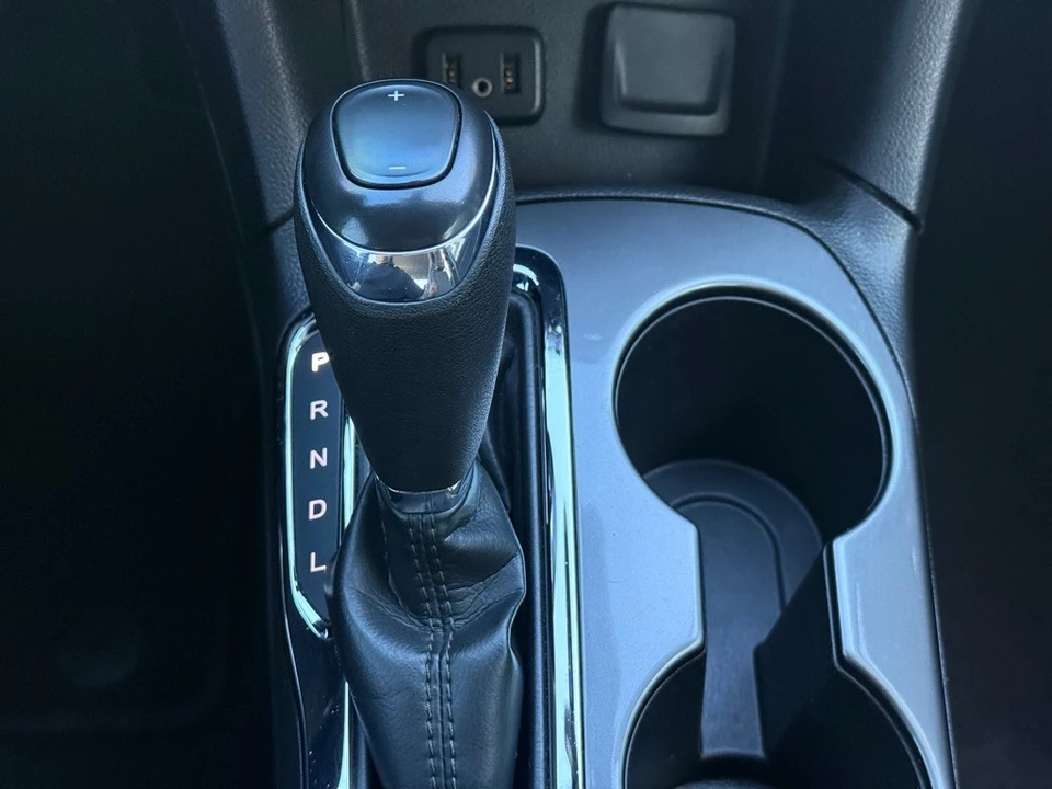 2019 Chevrolet Cruze - Image 18 of 21