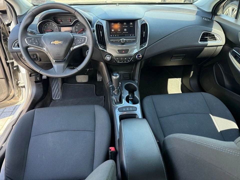 2019 Chevrolet Cruze - Image 12 of 21
