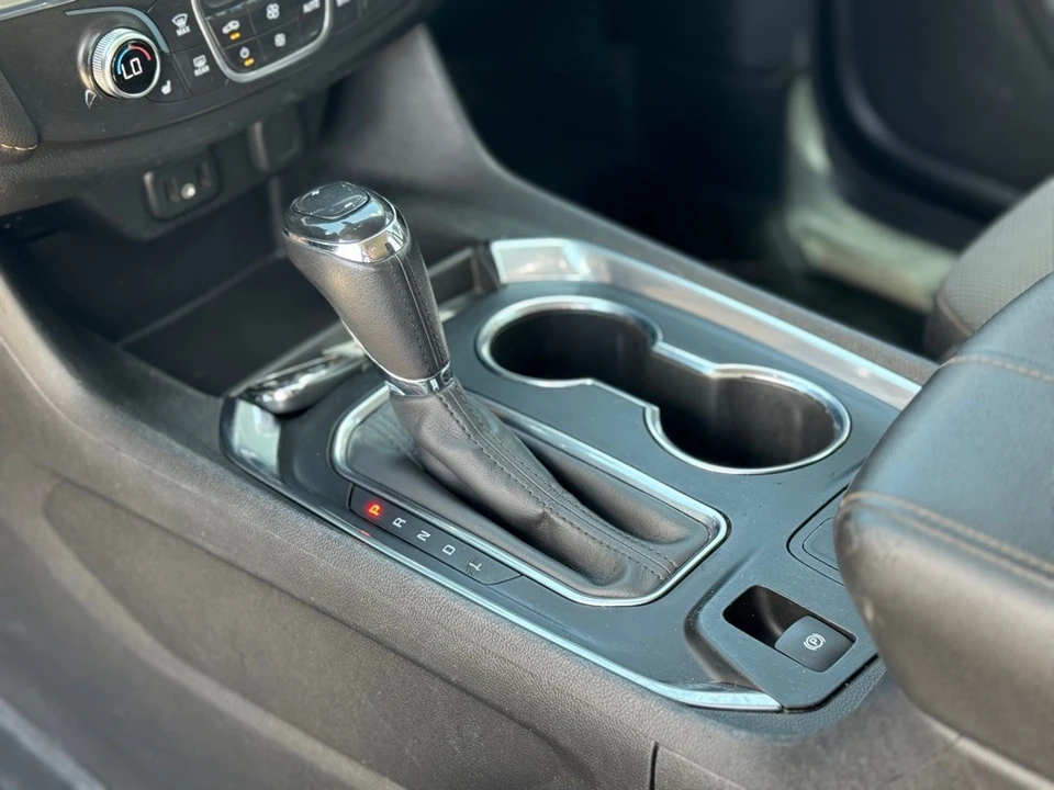 2019 Chevrolet Traverse - Image 19 of 21