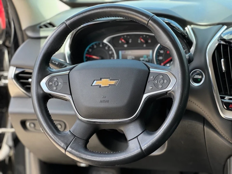 2019 Chevrolet Traverse - Image 14 of 21