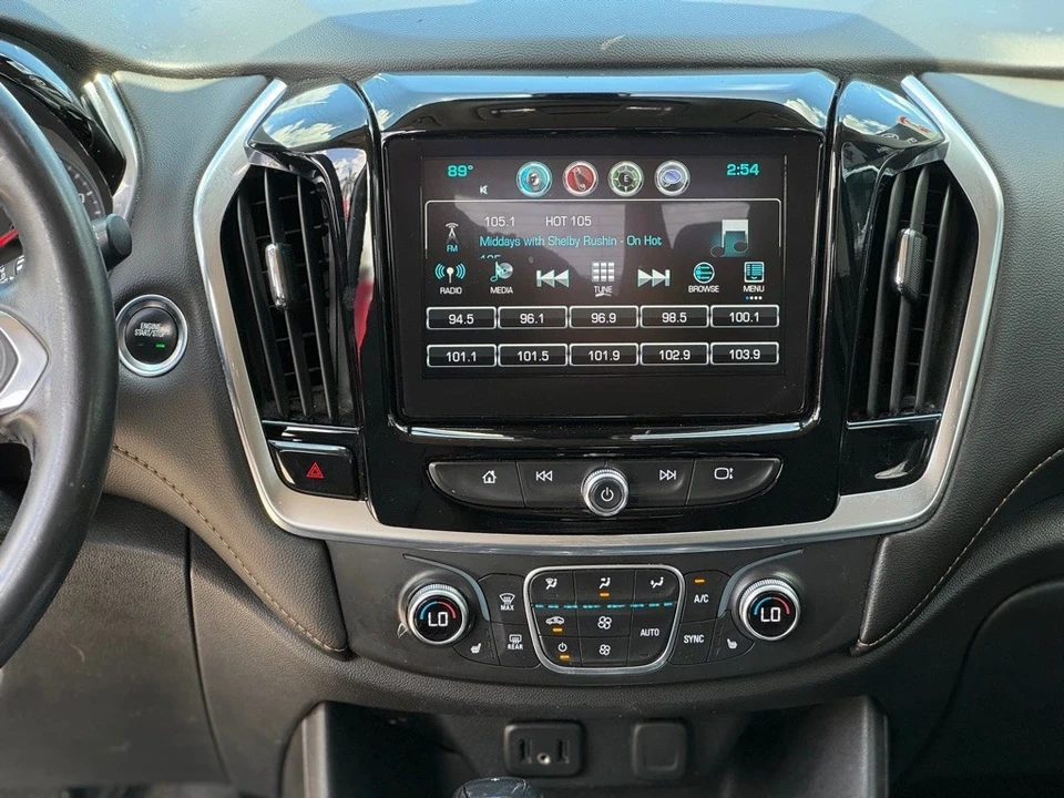 2019 Chevrolet Traverse - Image 17 of 21