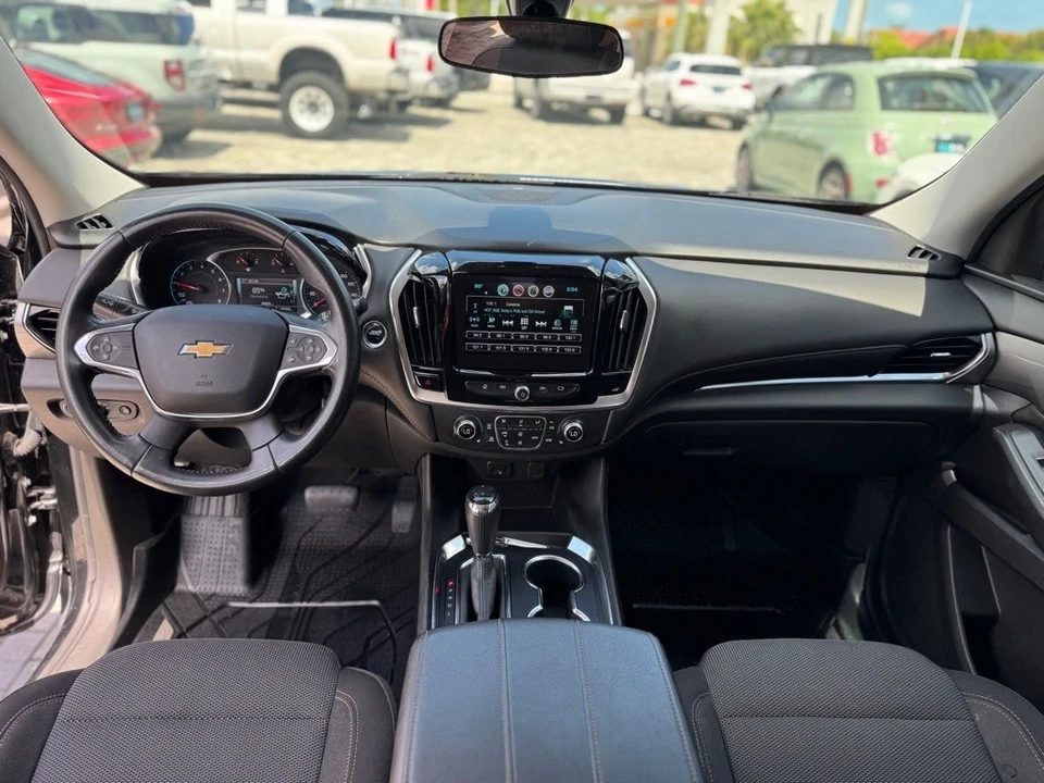 2019 Chevrolet Traverse - Image 14 of 21