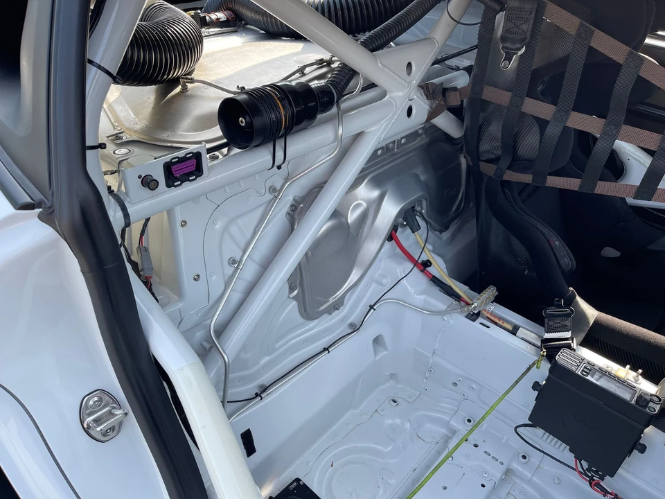 2019 Porsche 718 Cayman GT4 - Image 5 of 13