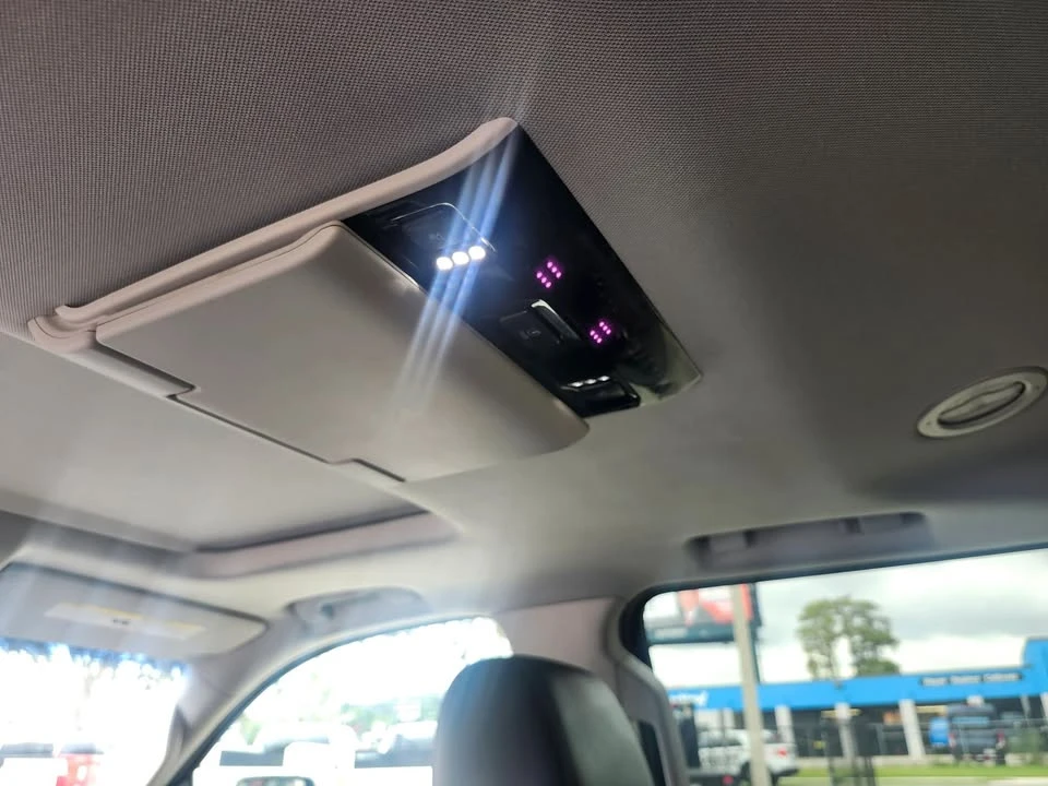 2019 Cadillac Escalade 4th Gen - Image 18 of 18