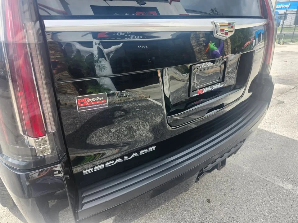 2019 Cadillac Escalade 4th Gen - Image 11 of 18