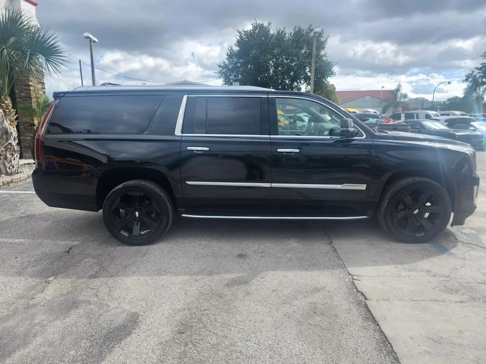 2019 Cadillac Escalade 4th Gen - Image 3 of 18