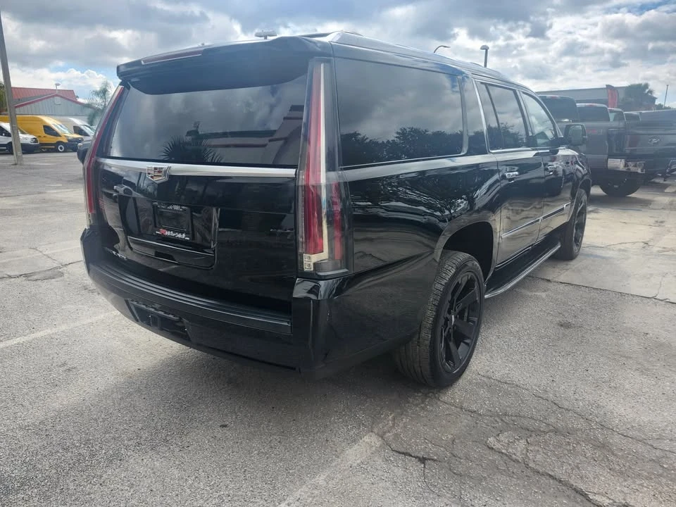 2019 Cadillac Escalade 4th Gen - Image 4 of 18