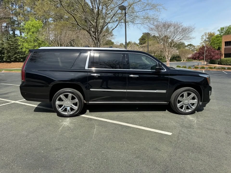 2019 Cadillac Escalade 4th Gen - Image 4 of 13