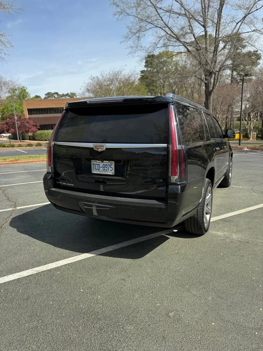 2019 Cadillac Escalade 4th Gen - Image 11 of 13