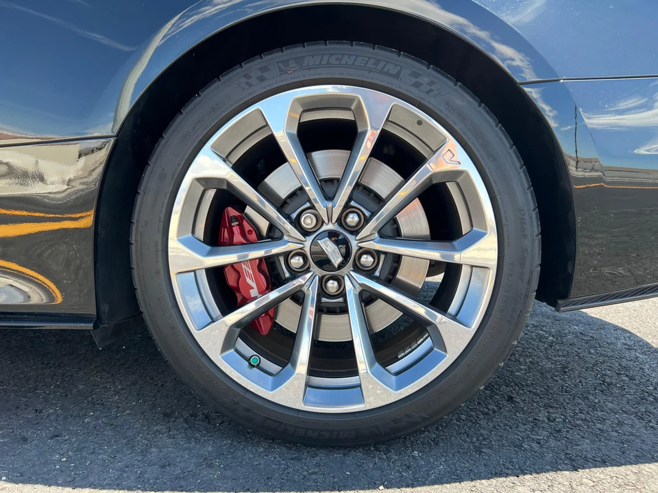2019 Cadillac ATS-V - Image 23 of 31