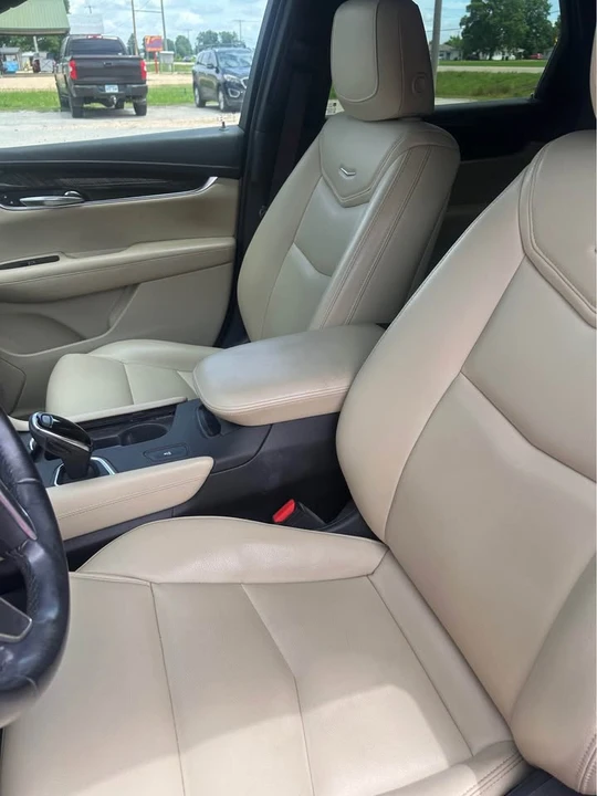2019 Cadillac CT5 - Image 8 of 9