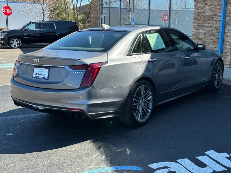 2019 Cadillac CT6 - Image 11 of 12
