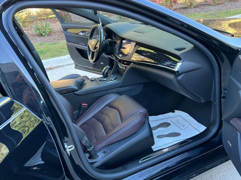 2019 Cadillac CT6 - Image 17 of 21
