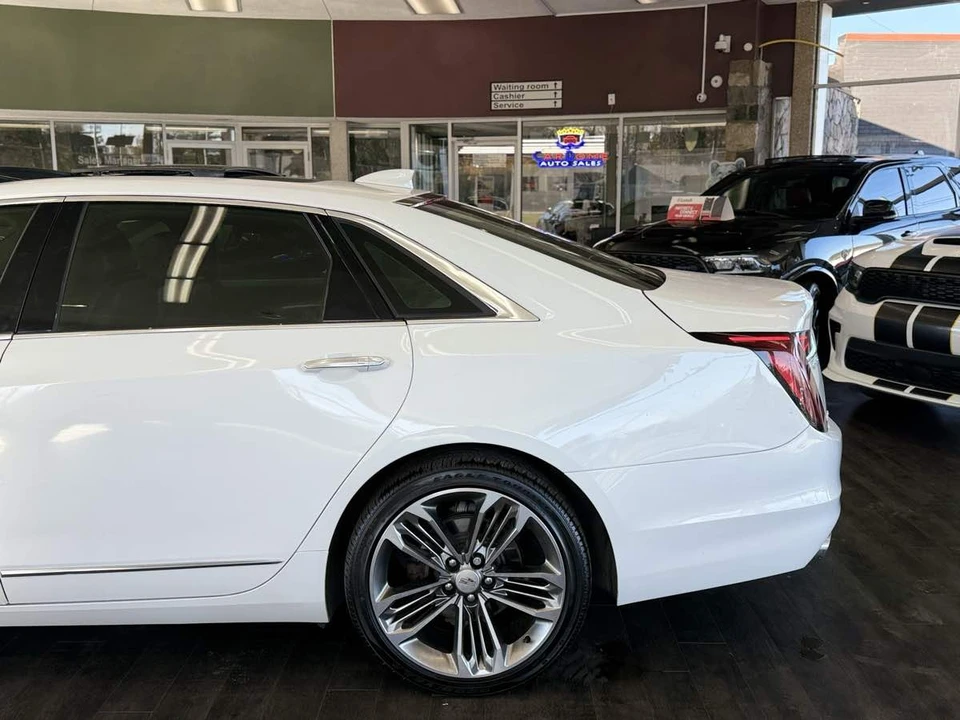 2019 Cadillac CT6 - Image 10 of 12
