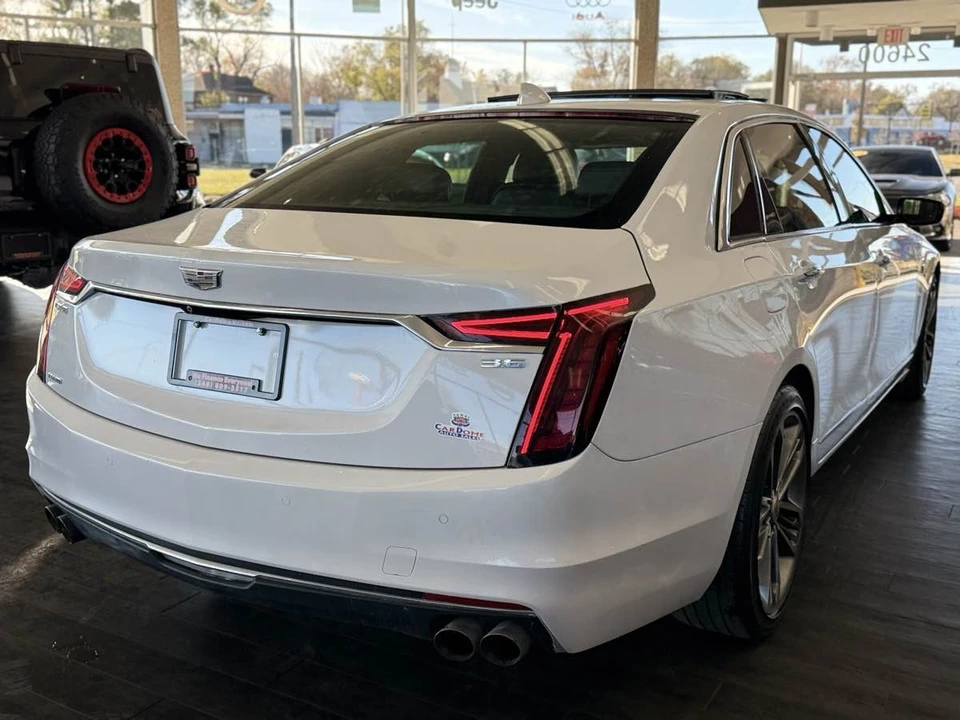 2019 Cadillac CT6 - Image 14 of 21