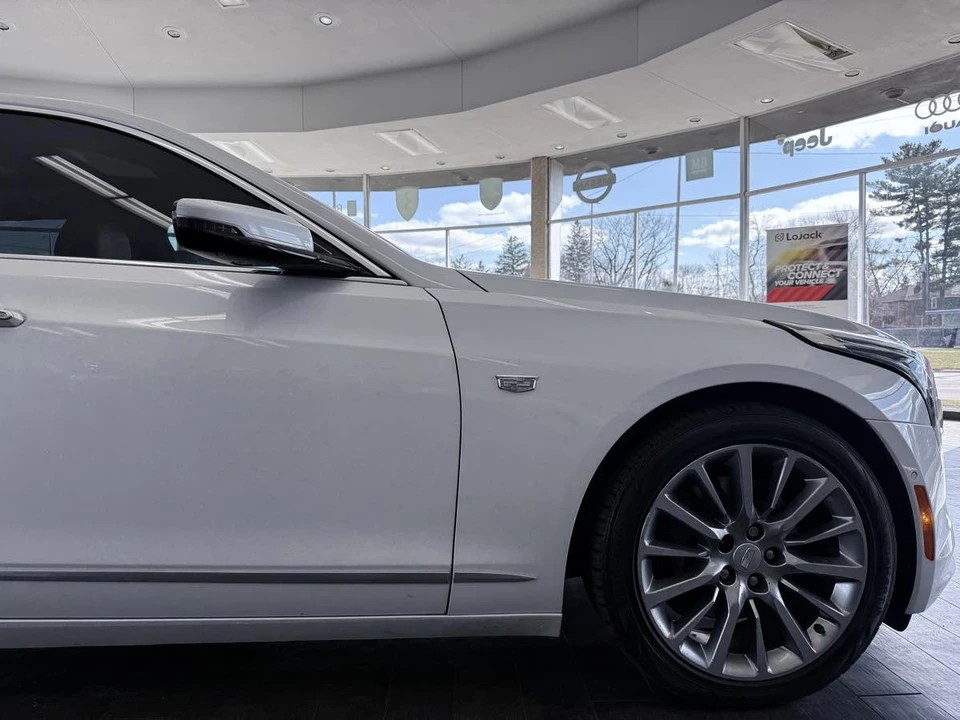 2019 Cadillac CT6 - Image 8 of 21