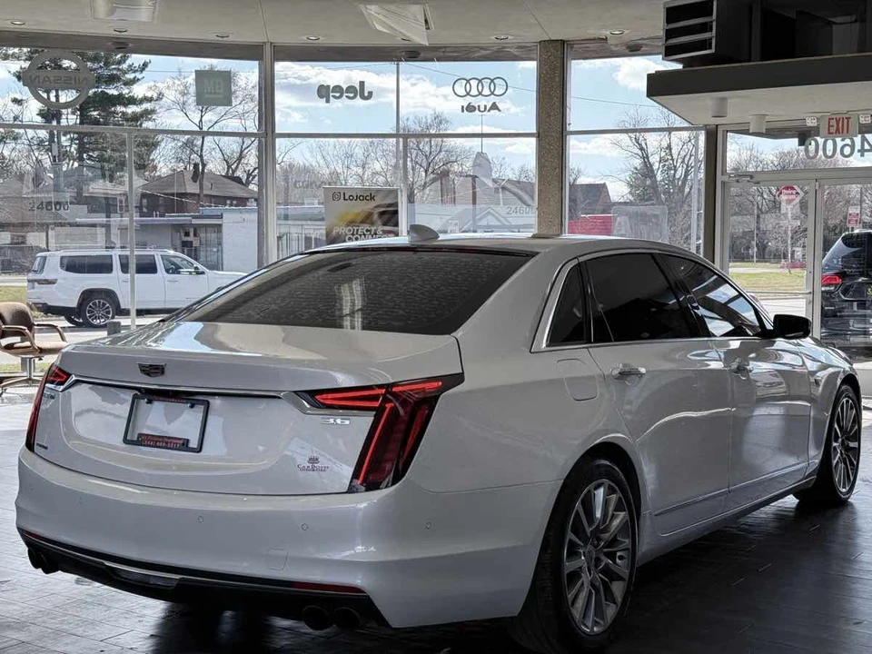 2019 Cadillac CT6 - Image 11 of 21