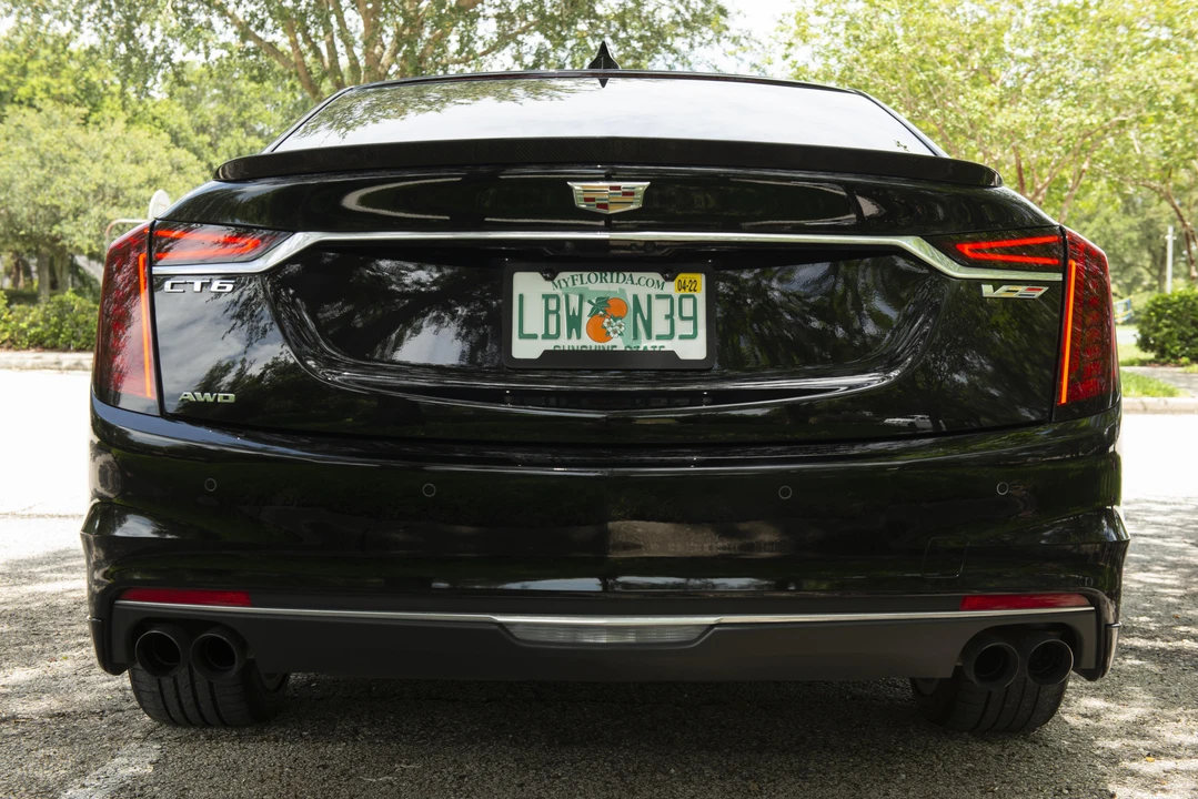 2019 Cadillac CT6-V - Image 14 of 25