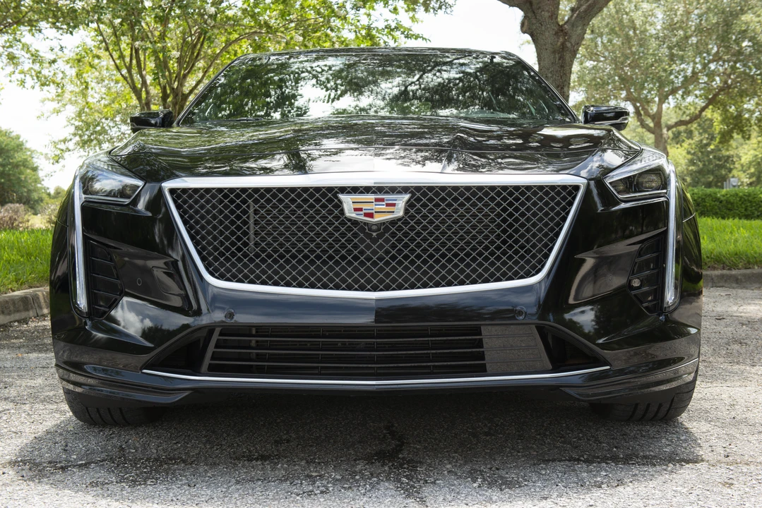 2019 Cadillac CT6-V - Image 2 of 25