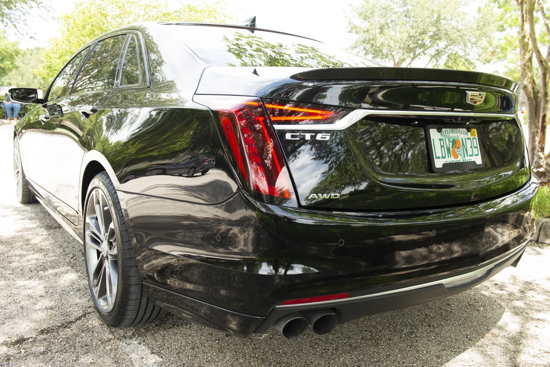 2019 Cadillac CT6-V - Image 12 of 25