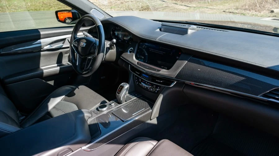 2019 Cadillac CT6-V - Image 18 of 31