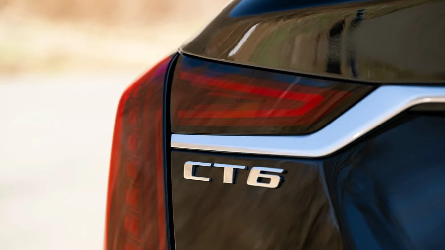 2019 Cadillac CT6-V - Image 15 of 31