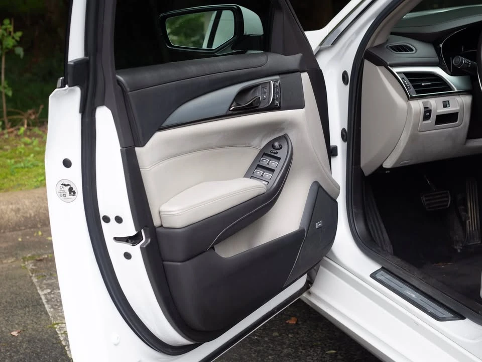 2019 Cadillac CTS 3rd Gen - Image 16 of 20