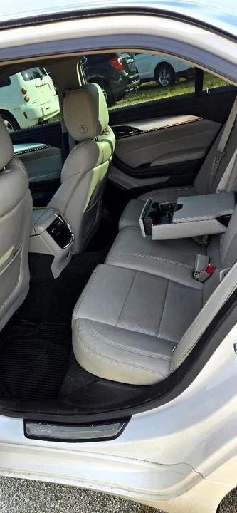 2019 Cadillac CTS 3rd Gen - Image 9 of 10