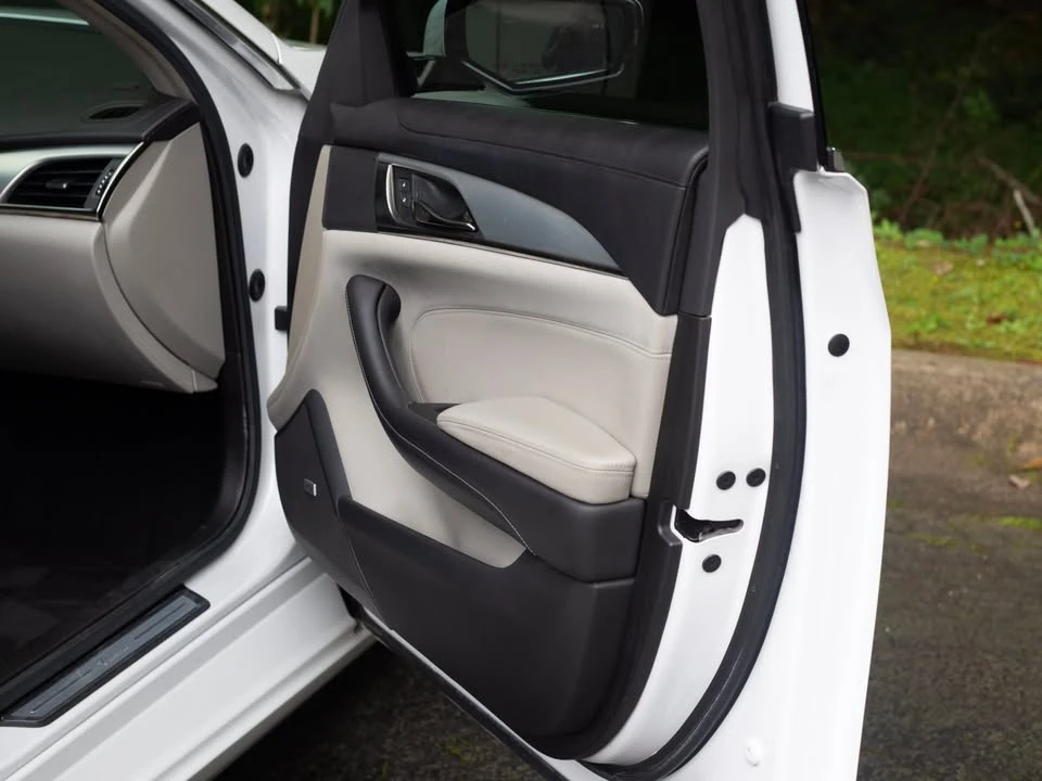 2019 Cadillac CTS 3rd Gen - Image 17 of 20