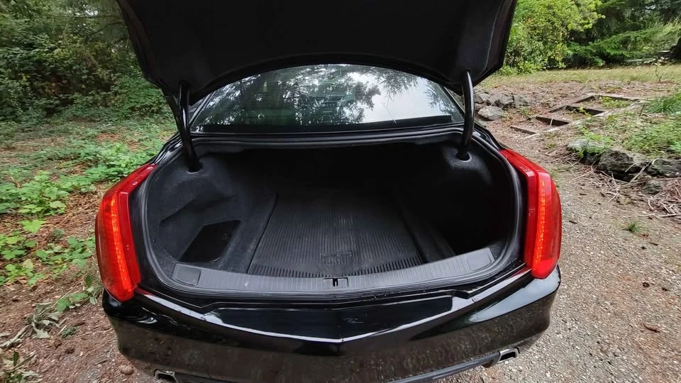 2019 Cadillac CTS 3rd Gen - Image 13 of 16