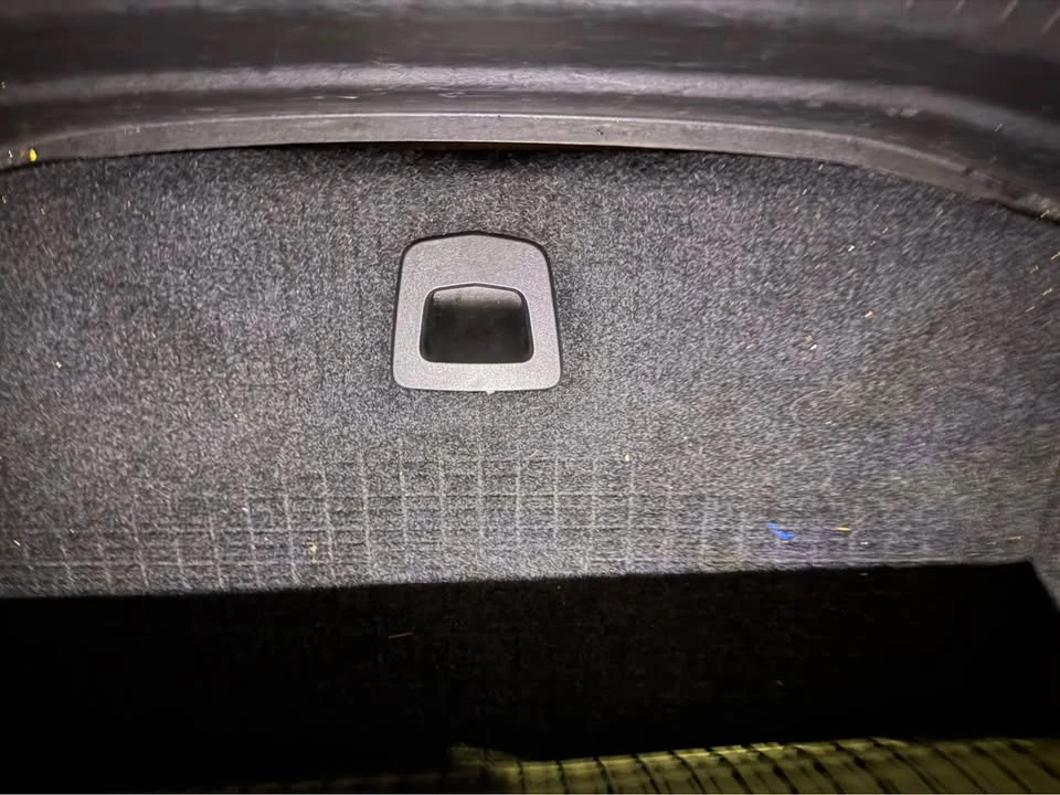 2019 Cadillac CTS 3rd Gen - Image 16 of 20