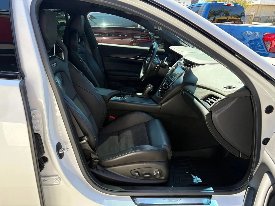 2019 Cadillac CTS-V 3rd Gen - Image 11 of 20