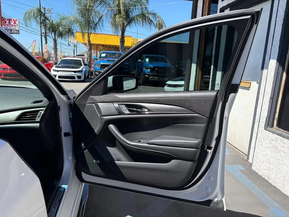 2019 Cadillac CTS-V 3rd Gen - Image 12 of 20