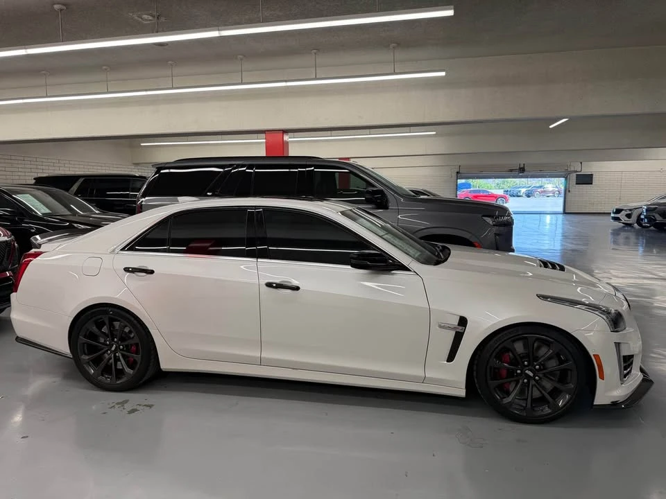 2019 Cadillac CTS-V 3rd Gen - Image 2 of 11