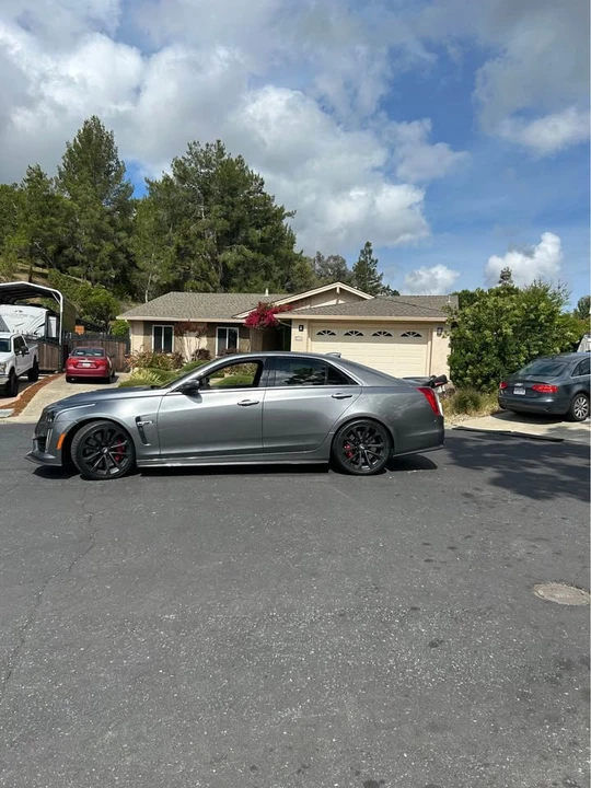 2019 Cadillac CTS-V 3rd Gen - Image 5 of 9