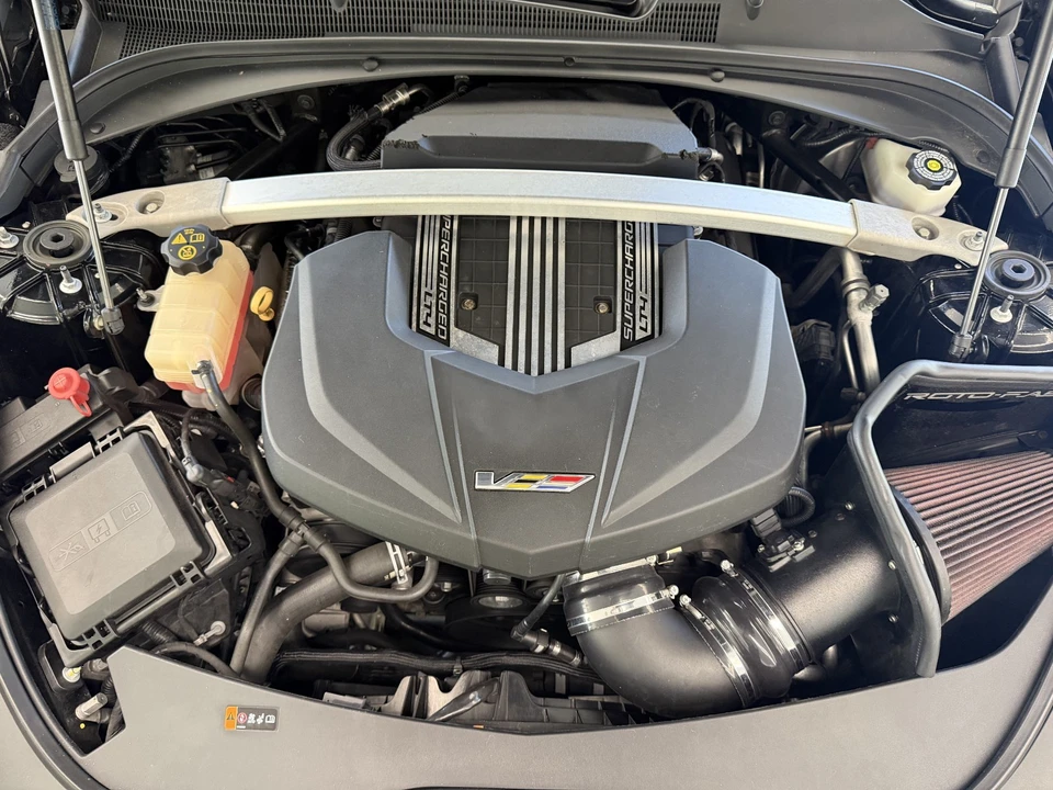 2019 Cadillac CTS 3rd Gen - Image 21 of 24