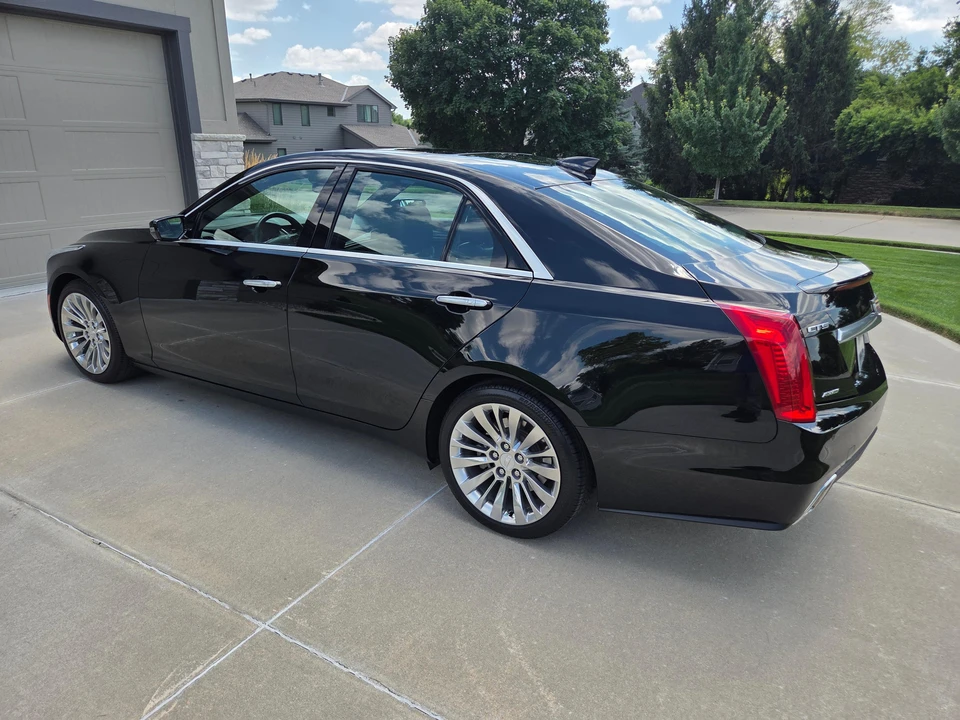 2019 Cadillac CTS 3rd Gen - Image 15 of 31
