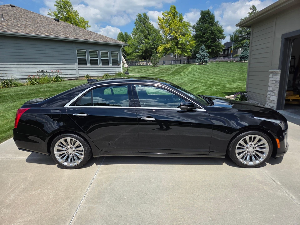 2019 Cadillac CTS 3rd Gen - Image 24 of 31