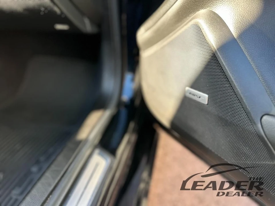 2019 Cadillac CTS 3rd Gen - Image 13 of 17