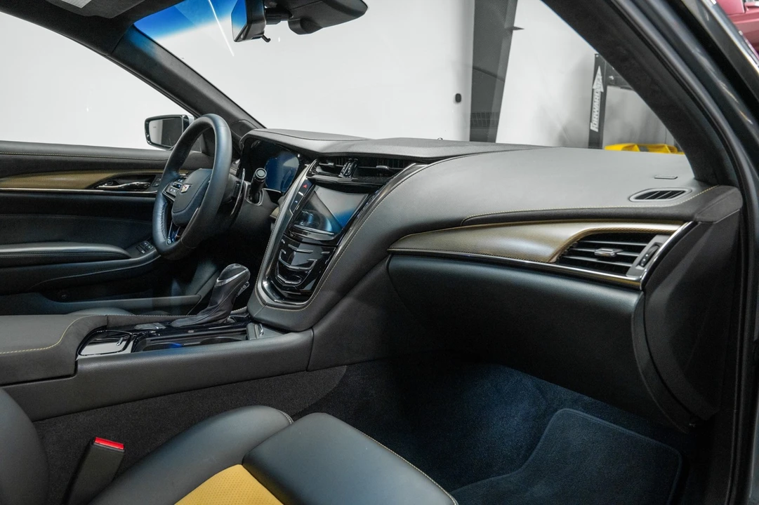 2019 Cadillac CTS-V 3rd Gen - Image 13 of 21